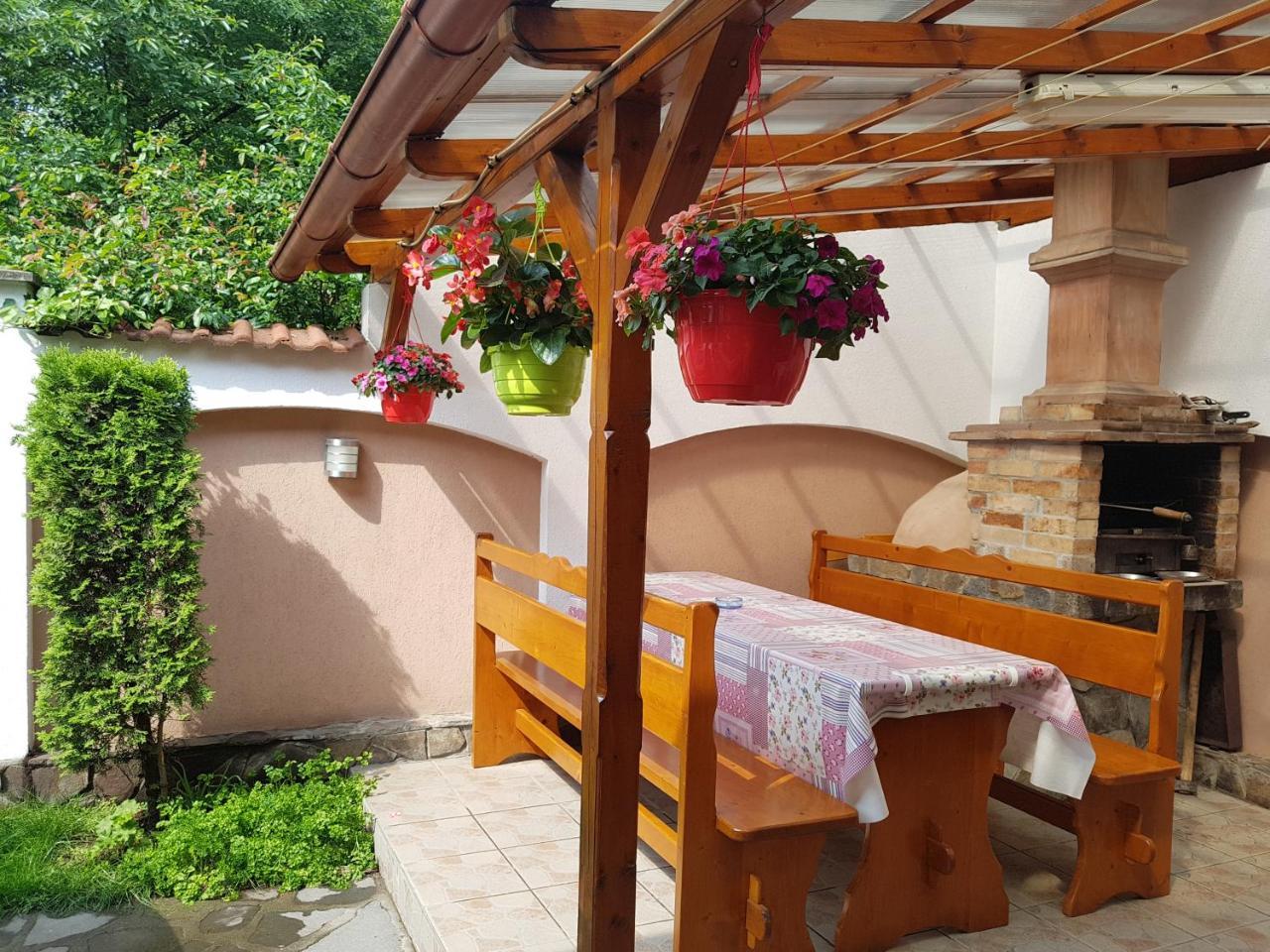 Pensiunea Lőrincz *** Panzió Szováta Kültér fotó